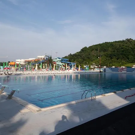 Petkovic 35 * Jagodina