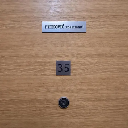 Petkovic 35 Apartmán *