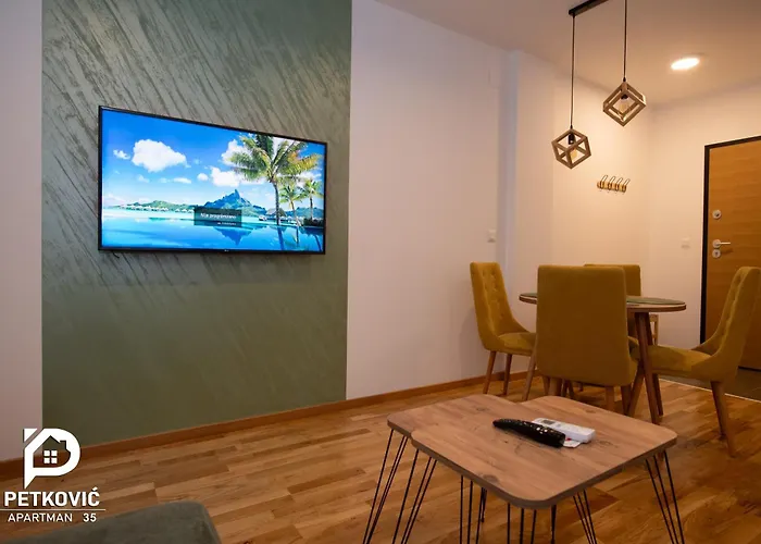 Petkovic 35 * Jagodina